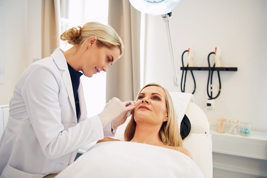 Where to find the right cosmetic dermatologist near you?