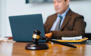 5 Key Reasons Every Business Needs a Trusted Attorney