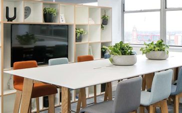You can use living walls to create an ideal working environment for your staff
