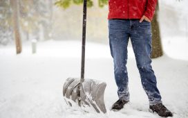 Why it is beneficial to hire commercial snow removal services in Brampton