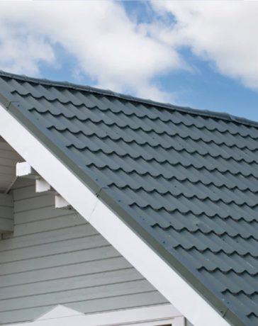 How Metal Roofing Enhances Curb Appeal and Aesthetic Value