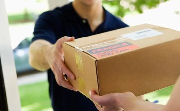 How to Get a Competitive Edge in E Commerce with Accelerated Shipping