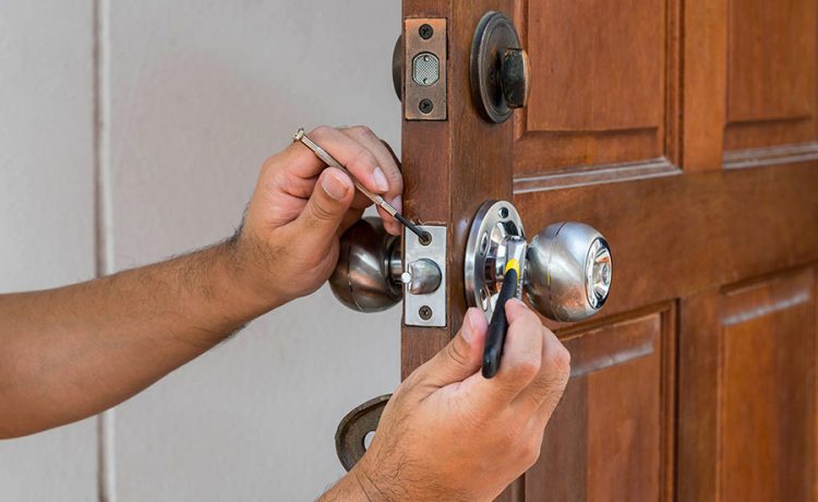 Recommendations advice and tips on dealing with a lockout situation successfully