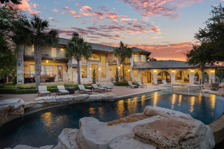 How to Get the Best Deals When You Book Vacation Homes Online